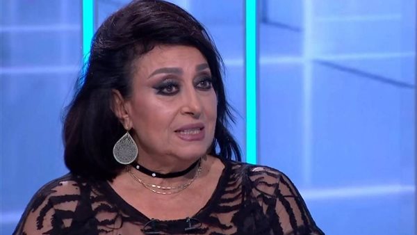 الدنيا ليست للشباب فقط.. سهير المرشدي للفنان أحمد العوضي: انتبه لتصريحاتك